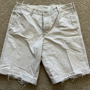 Men’s Abercrombie & Fitch shorts size 36